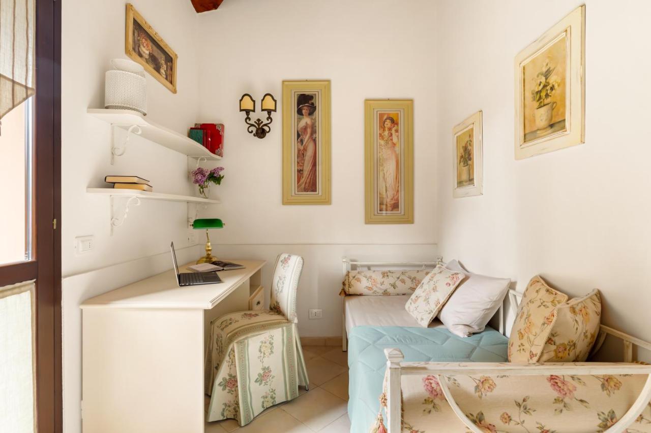Noi2Vacanze In Digital Work Contignano Dış mekan fotoğraf